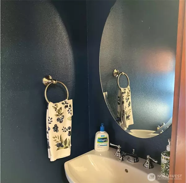 Seattle, WA 98199,2400 W Boston ST