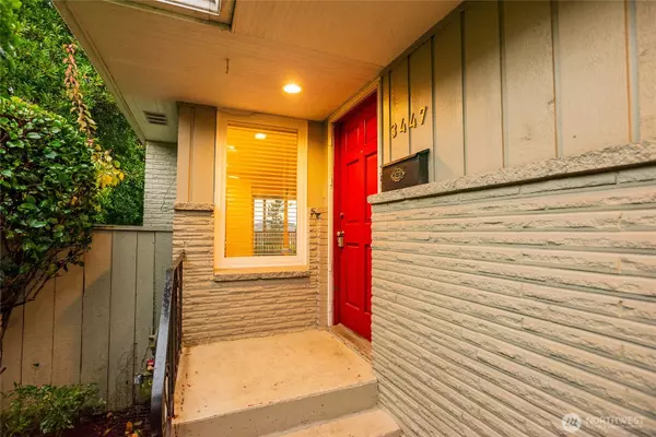 Seattle, WA 98119,3447 12th AVE W