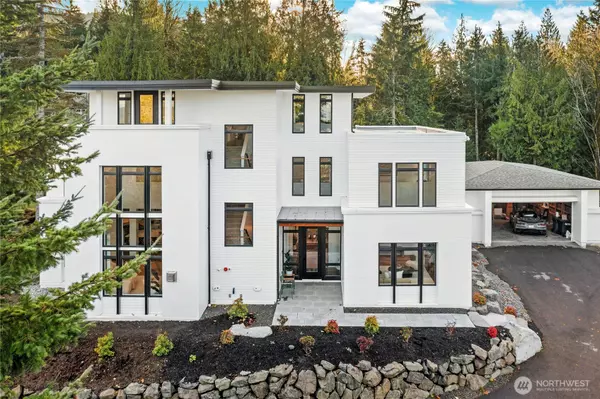 Issaquah, WA 98027,2115 Squak Mountain LOOP SW