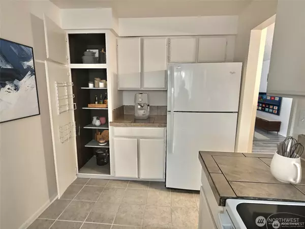 Seatac, WA 98188,3425 S 176th ST #107