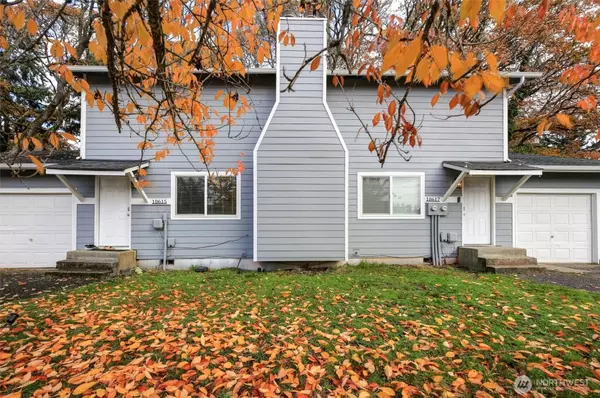 10615 - 10617 10th Avenue Ct S, Tacoma, WA 98444