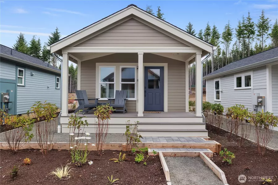 22 Bungalow LOOP, Pacific Beach, WA 98571