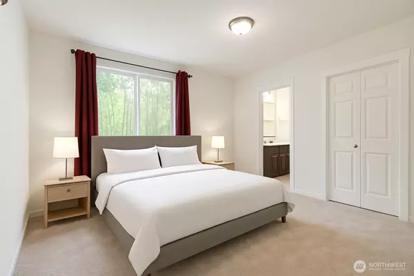 Issaquah, WA 98029,25025 SE Klahanie BLVD #D202