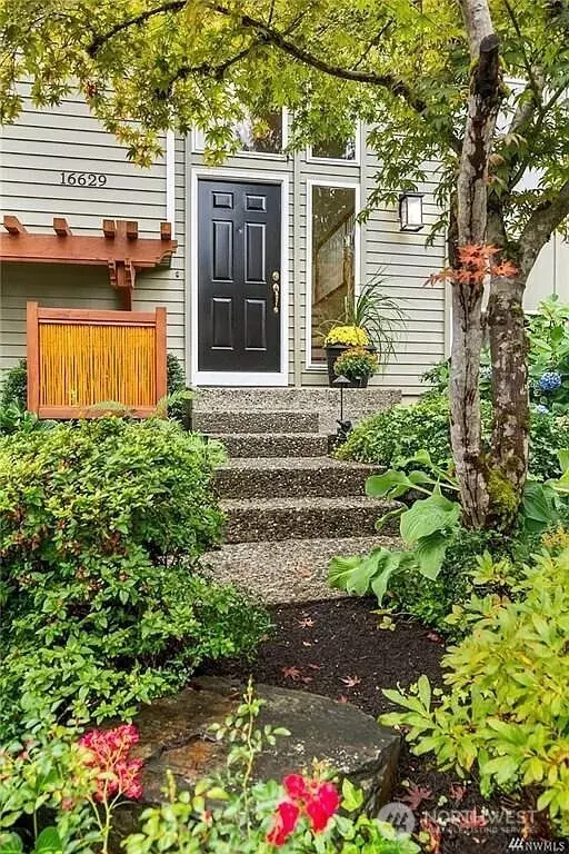 Redmond, WA 98052,16629 NE 46th St