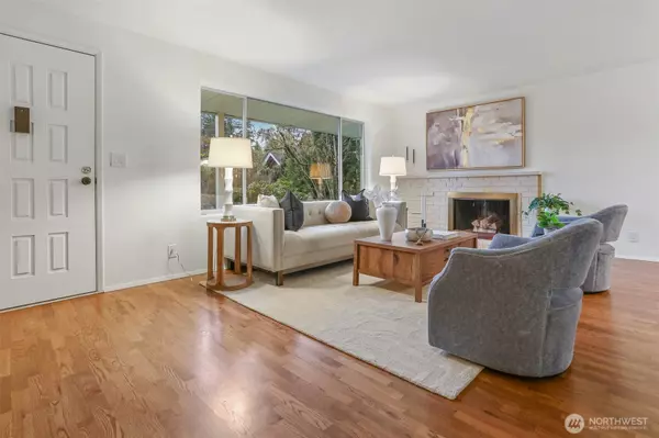 Mountlake Terrace, WA 98043,5405 221st PL SW