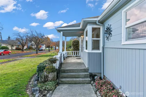 Longview, WA 98632,541 24th Ave.