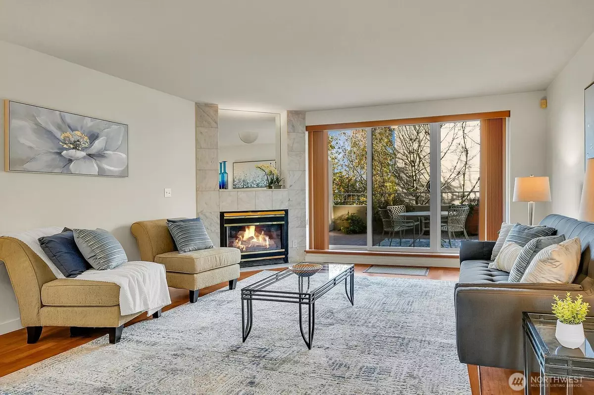 Seattle, WA 98119,619 5th AVE W #203