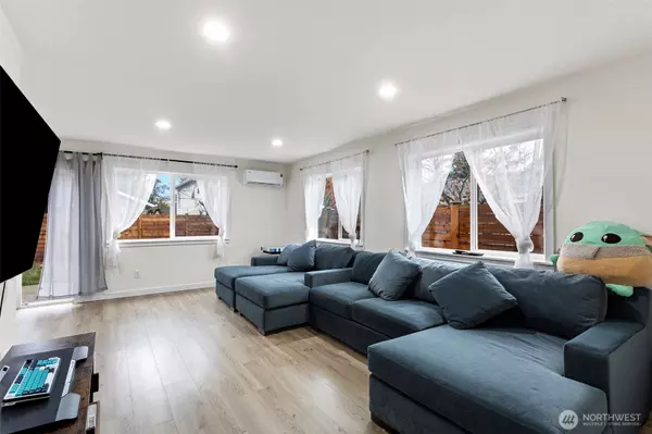 Seattle, WA 98146,10615 2nd PL SW