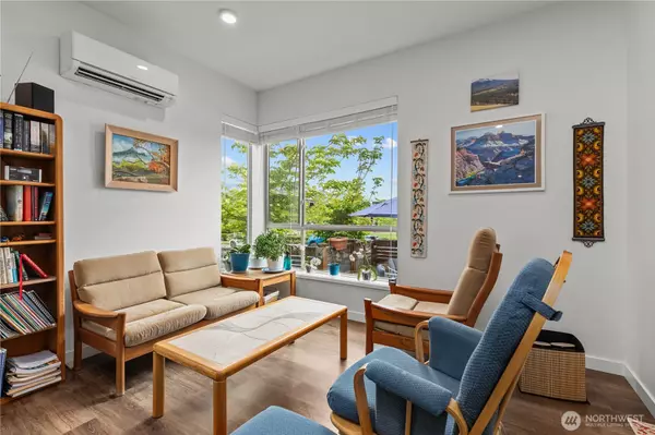 Black Diamond, WA 98010,32652 Hemlock AVE SE