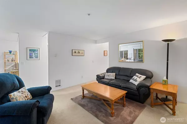 Newcastle, WA 98059,7453 Newcastle Golf Club RD #F203