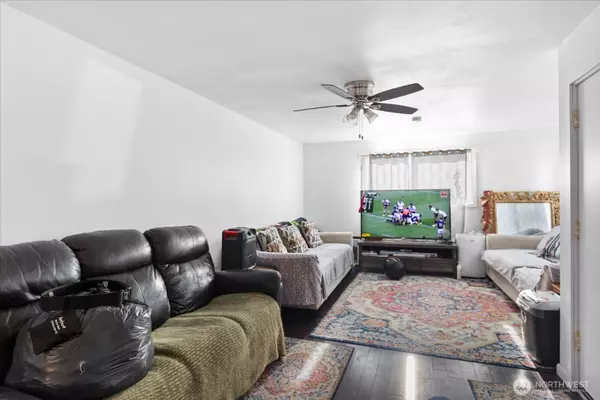 Fife, WA 98424,1411 47th AVE E