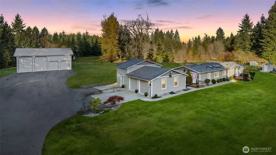 12742 118th AVE SE, Rainier, WA 98576