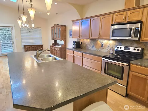 Yelm, WA 98597,14856 91st AVE SE