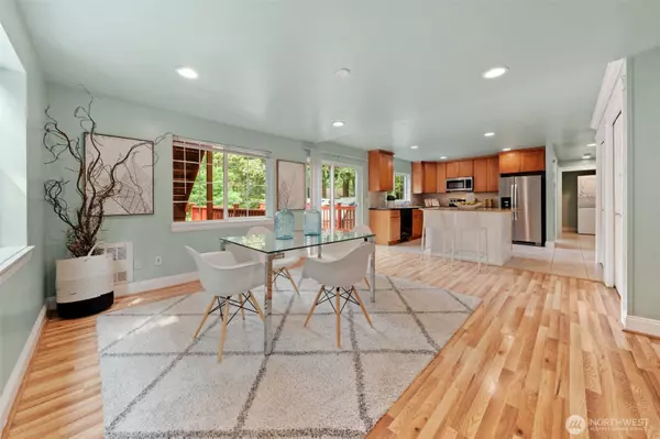 Redmond, WA 98052,7331 151st AVE NE #B