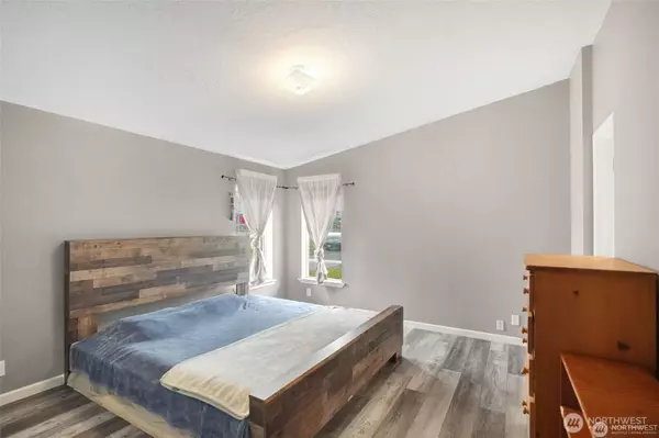 Castle Rock, WA 98611,705 SW 1 ST