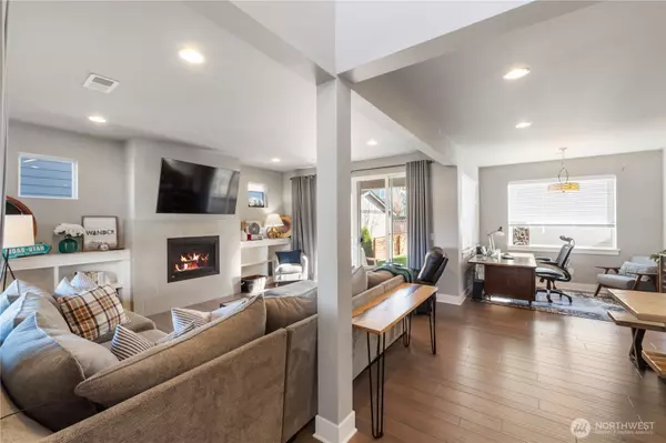 Bonney Lake, WA 98391,18436 Village Parkway E