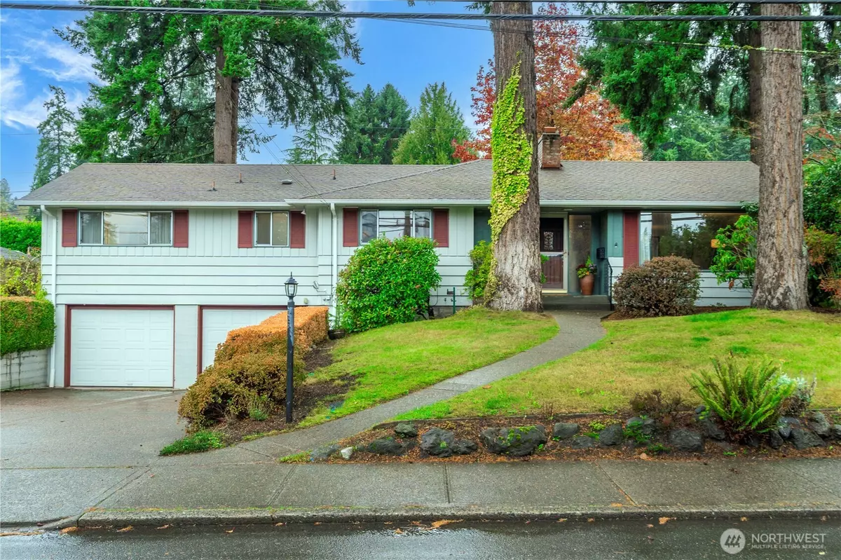 Fircrest, WA 98466,914 Alameda Ave