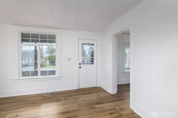 Burlington, WA 98233,1016 E Orange AVE