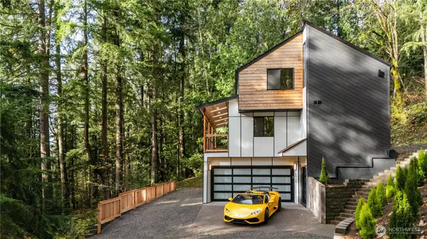 24926 SE Mirrormont BLVD, Issaquah, WA 98027