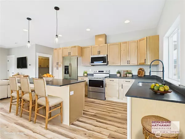 East Wenatchee, WA 98802,2460 Noah ST SE