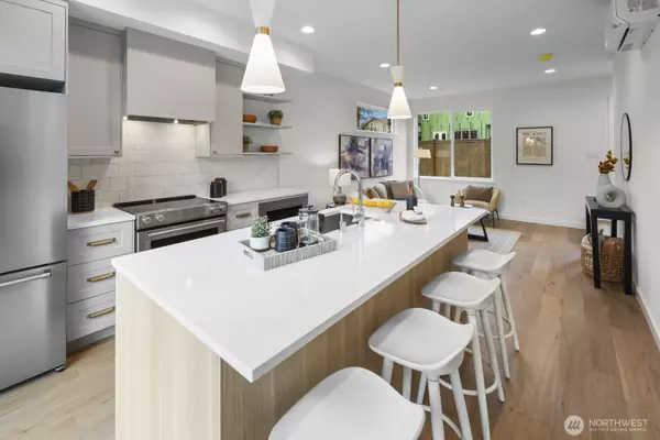 Seattle, WA 98177,10043 B 8th AVE NW