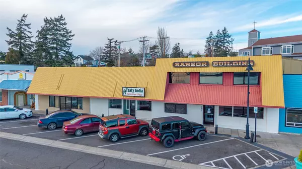 930 SE Pioneer WAY, Oak Harbor, WA 98277