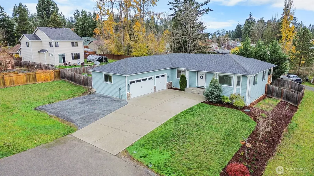 580 Eatonville HWY W, Eatonville, WA 98328