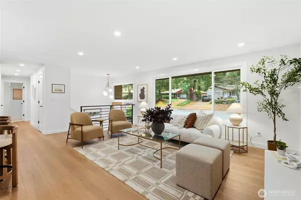 Seattle, WA 98125,13032 27th AVE NE