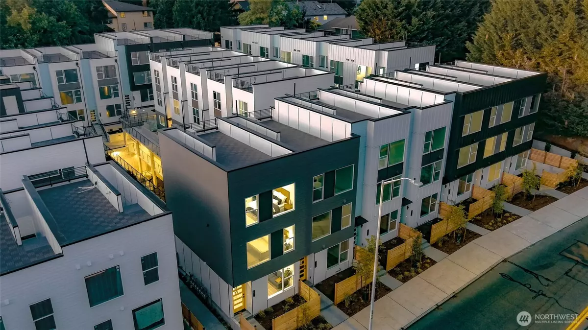 Seattle, WA 98125,3510 NE 125th ST #A