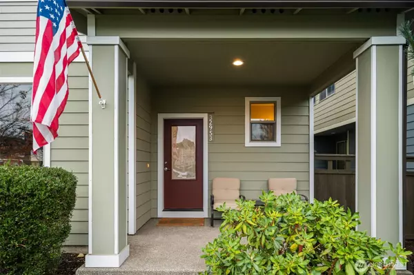 Black Diamond, WA 98010,32953 Skyline LN