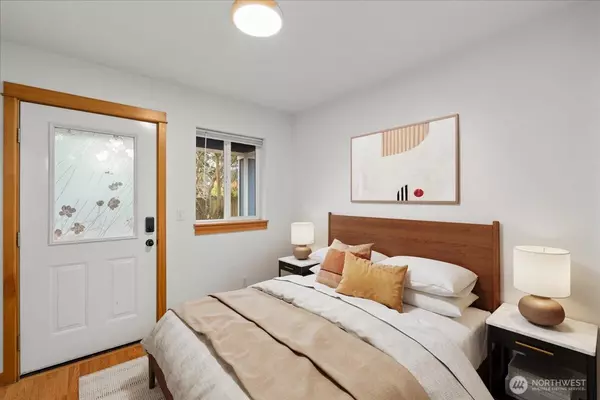 Seattle, WA 98126,6348 34th Ave SW #C