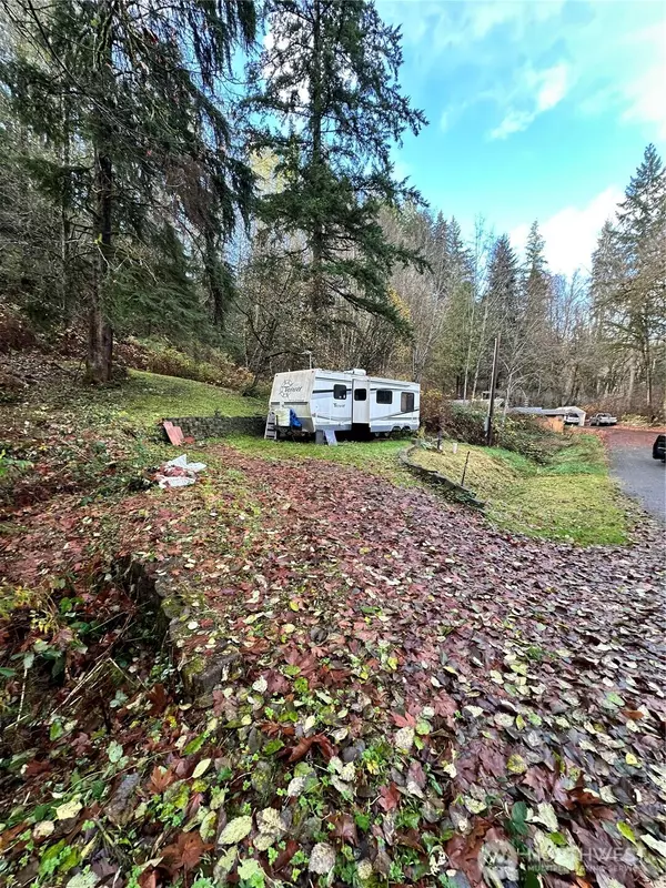 121 NE Steelhead DR N, Belfair, WA 98528