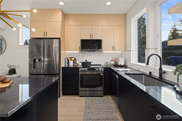 Seattle, WA 98116,3415 48th AVE SW