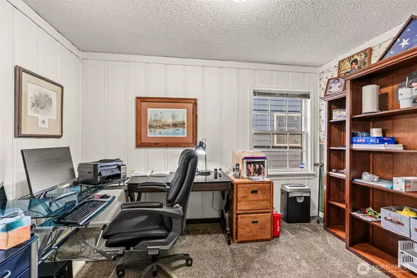 Longview, WA 98632,1414 19th AVE