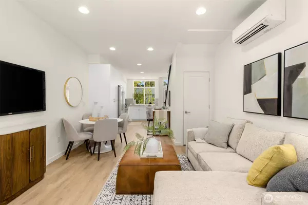 Seattle, WA 98117,8333 D 12th AVE NW