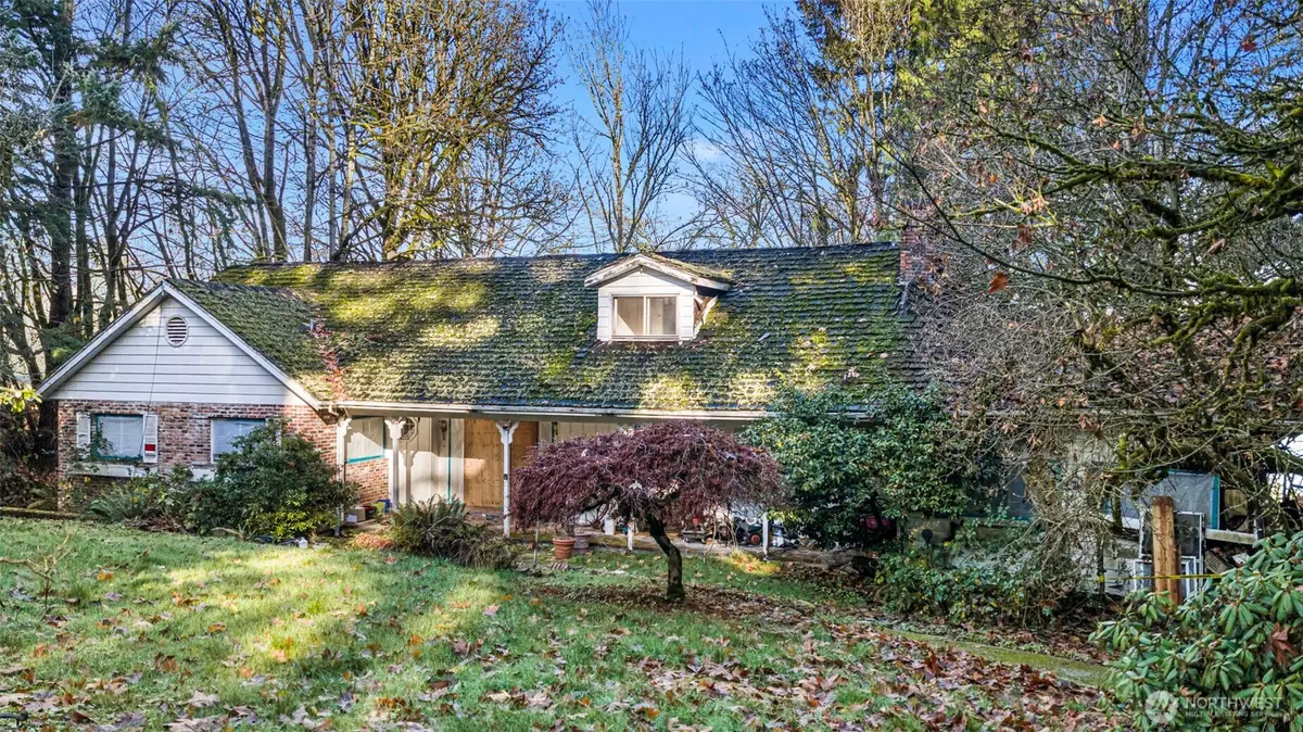 Bellevue, WA 98006,16740 SE 44th St