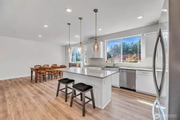 North Bend, WA 98045,369 E Park ST #D3