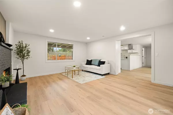 Mountlake Terrace, WA 98043,6004 225th PL SW