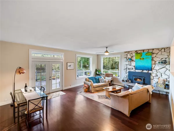 Oak Harbor, WA 98277,1881 Fort Nugent