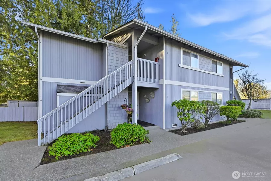 9105 1st Pl NE #1, Lake Stevens, WA 98258