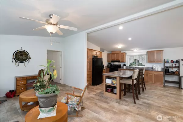 Concrete, WA 98237,9054 W Pressentin DR