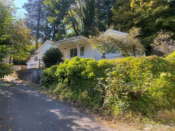 Bellevue, WA 98004,161 108 AVE SE #169