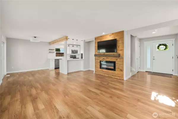 Maple Valley, WA 98038,21816 SE 269th ST