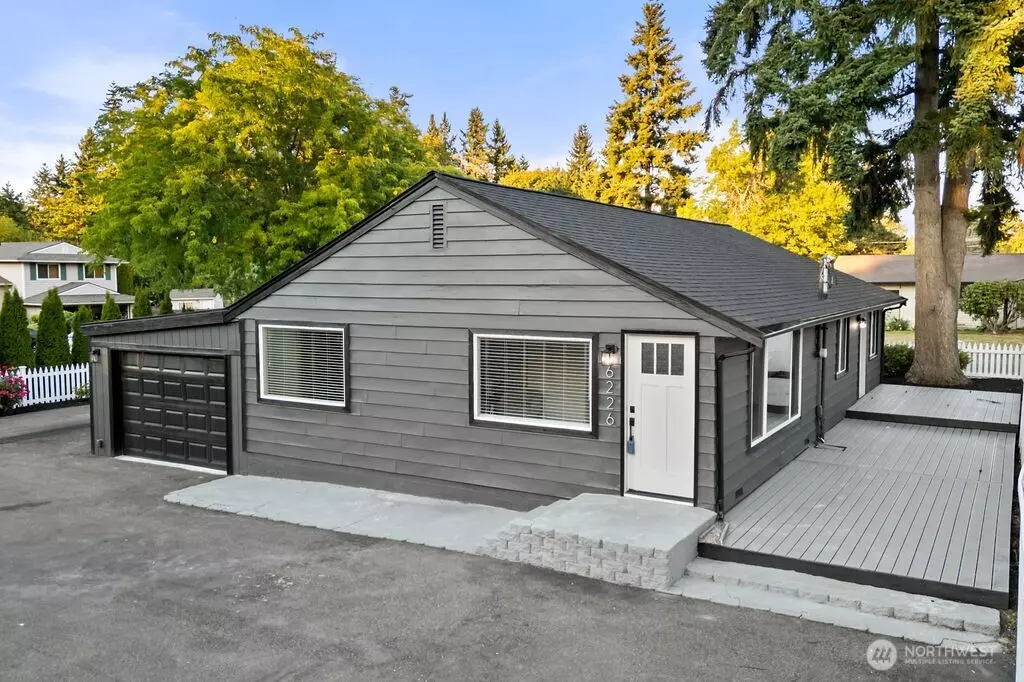 Kenmore, WA 98028,6226 NE 198th ST