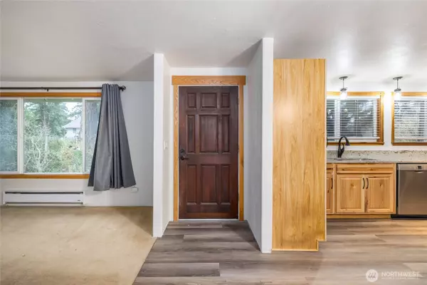 Anacortes, WA 98221,1612 14th ST