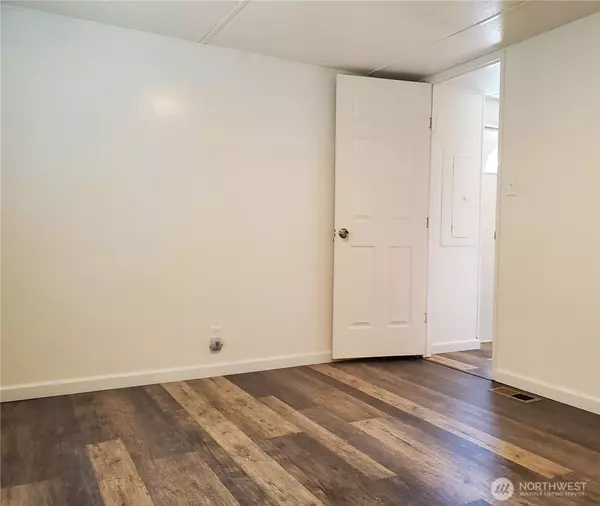 Bremerton, WA 98312,3500 Dyes Inlet RD NW