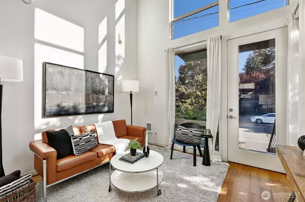 Seattle, WA 98116,4027 California AVE SW #D