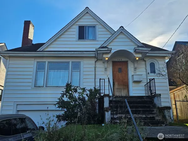 127 N 83rd ST, Seattle, WA 98103