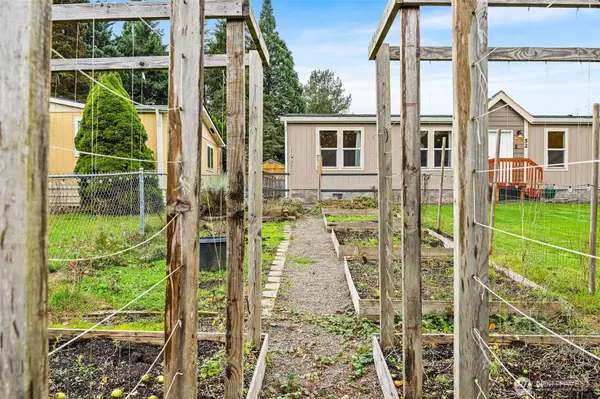 Kelso, WA 98626,52 VEYS DR