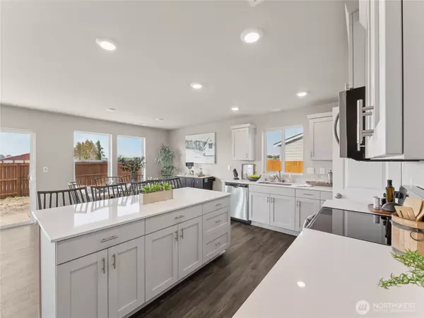 Stanwood, WA 98292,28614 79th DR NW #24